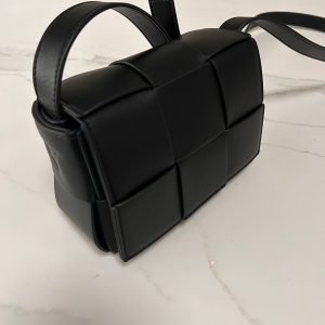 Mini woven leather bag - crossbody