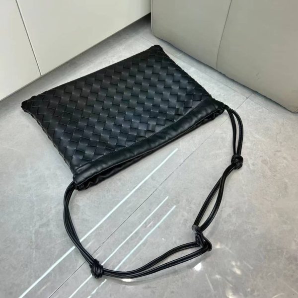 Leather woven cinch bag - Image 3