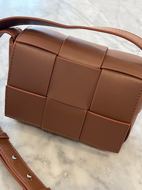 Mini woven leather bag - crossbody - Image 2