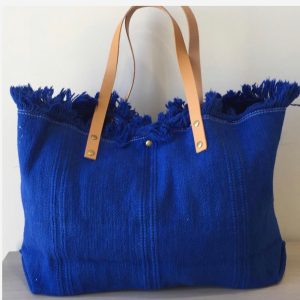 Solid Tote with leather handles