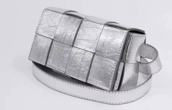 Quilted leather belt chest bag - Image 5